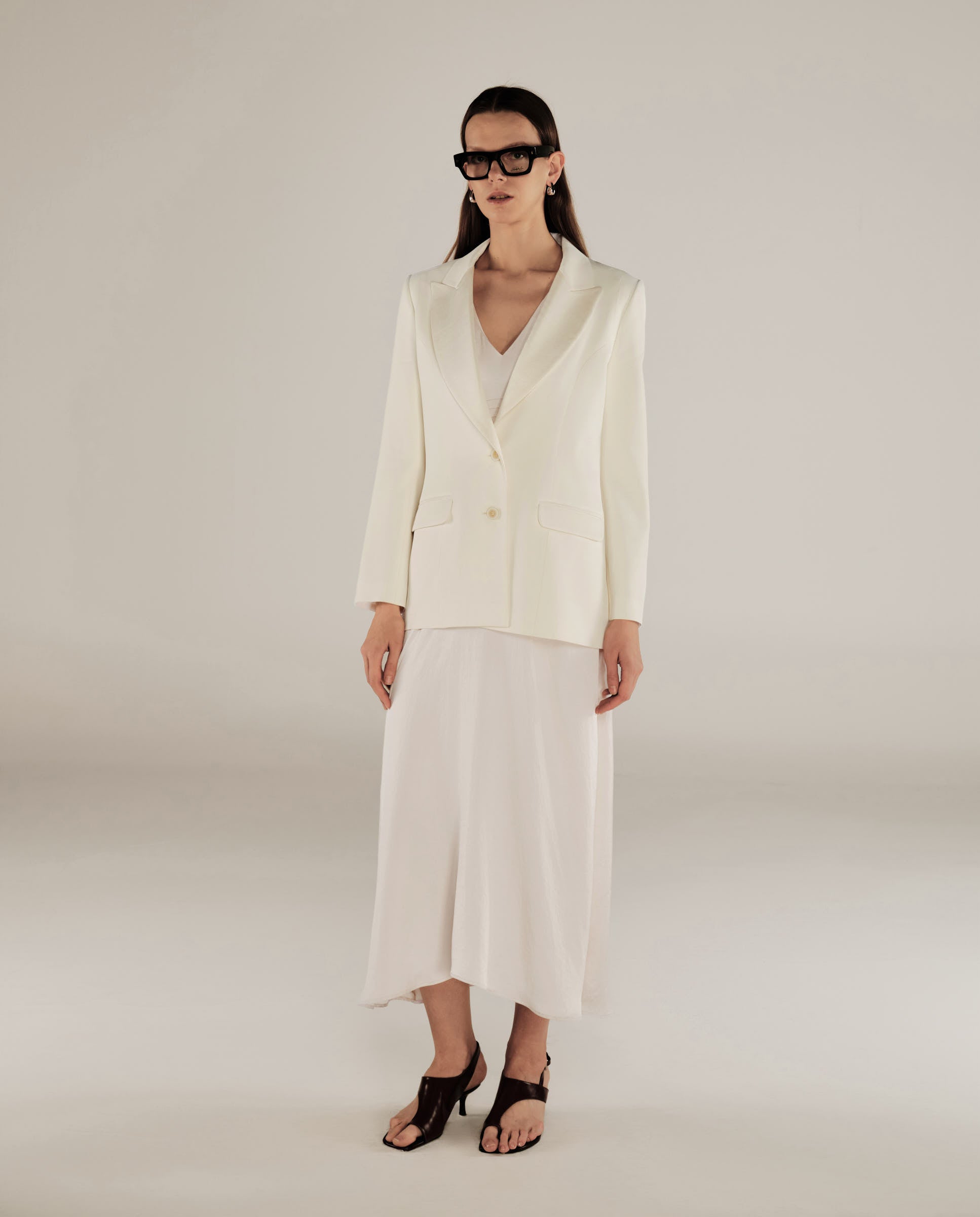 PARUL | Cream Relaxed Fit Structured Blazer