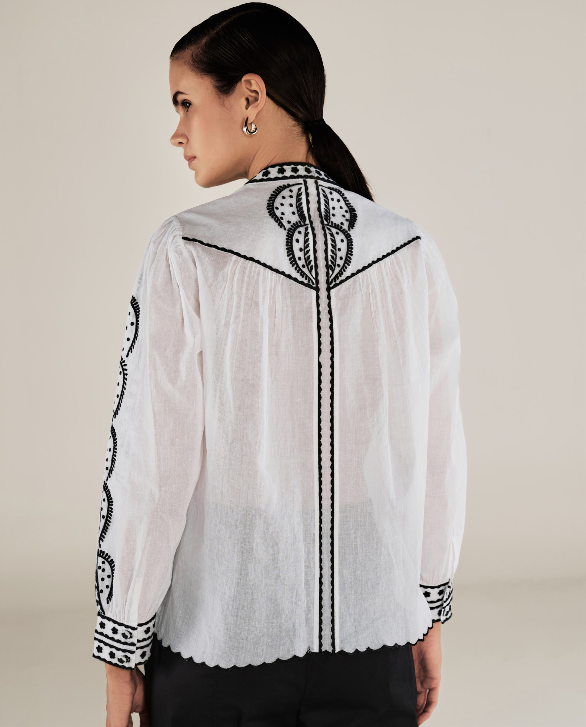 ALINE | White Embroidery Detail Cotton Blouse