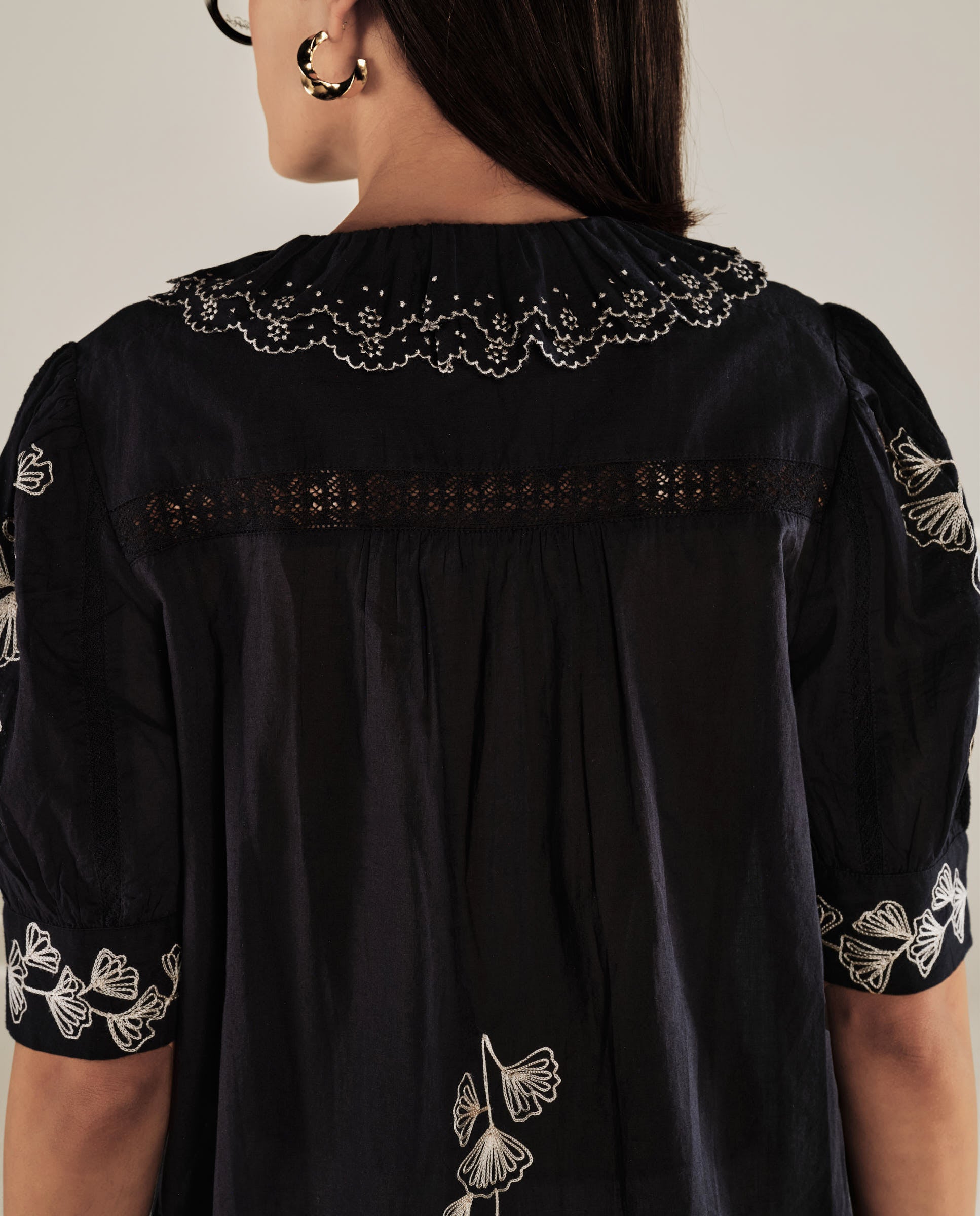WENDY | Black Embroidery Cotton Blouse